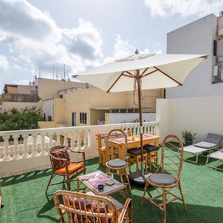 Close To Airport, Double Bedroom, Sofa-Bed, Private Bathroom For Adults And Children Aged 10 And Over Only Gudja Exteriér fotografie