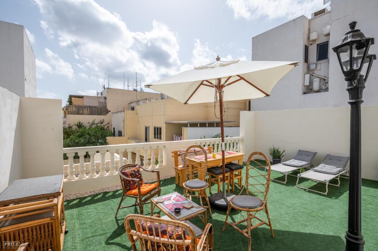 Close To Airport, Double Bedroom, Sofa-Bed, Private Bathroom For Adults And Children Aged 10 And Over Only Gudja Exteriér fotografie